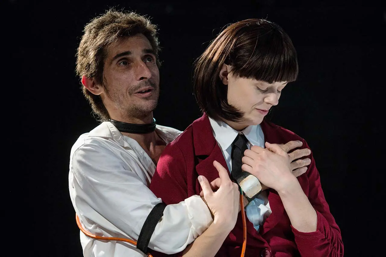 Giles Davies and Jennifer Casler in Jobsite's 1984. (Photos by Pritchard Photography.)