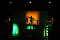 (L-R) Katrina Stevenson, Roxanne Fay and Lizzie Kehoe in Jobsite's Henry V.