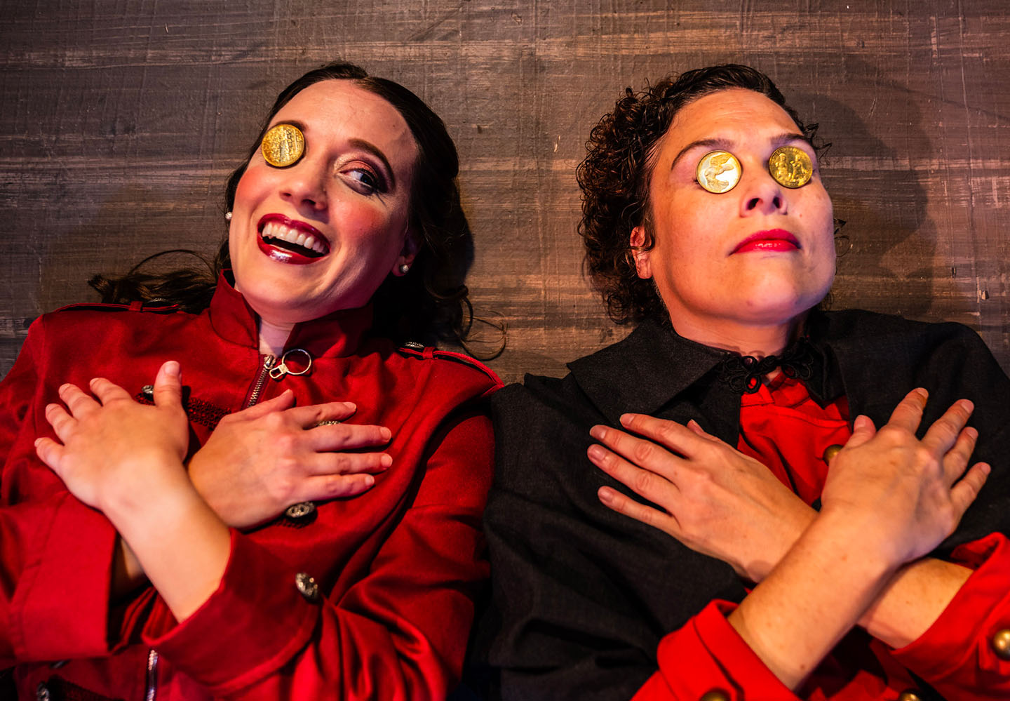 (L-R) Katherine Yacko and Nicole Jeannine Smith in Jobsite's Rosencrantz and Guildenstern are Dead. (Photo: Stage Photography of Tampa (SPOT))