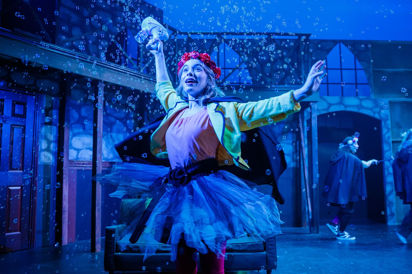 Noa Friedman in Jobsite's Puffs. (Photo: James Zambon Productions)